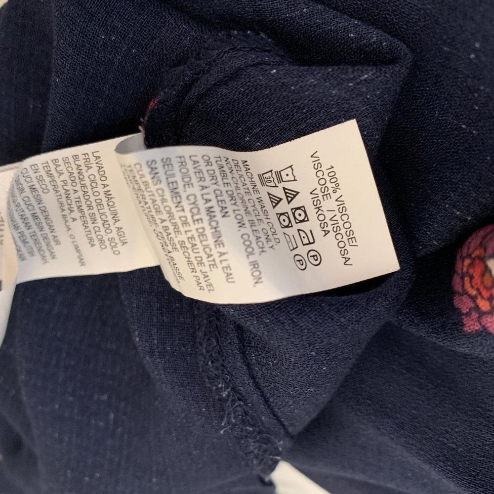 Lucky Brand Navy Blue Printed Semi-Sheer Blouse M - Picture 4 of 5